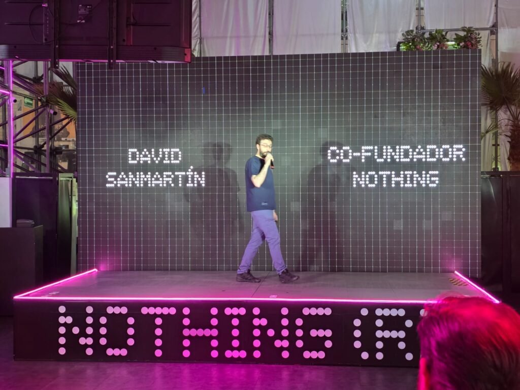 Nothing Phone 4a y 4a Pro diseño transparente México