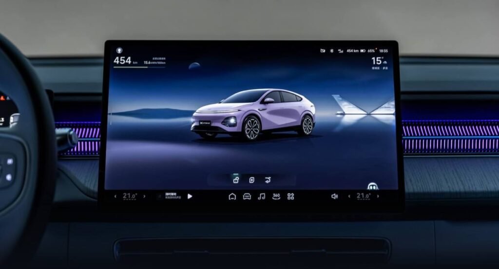 Interior XPENG sistema inteligencia artificial conducción