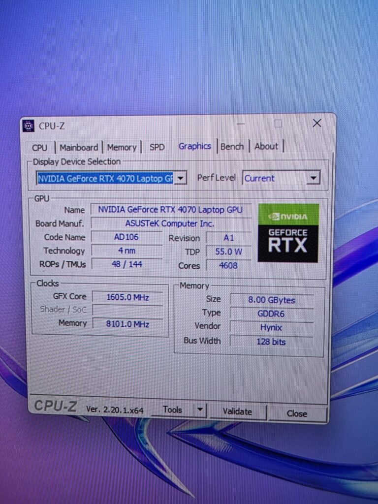 Zephyrus G16 con tarjeta gráfica NVIDIA GeForce RTX 4070 Laptop GPU mostrada en CPU-Z