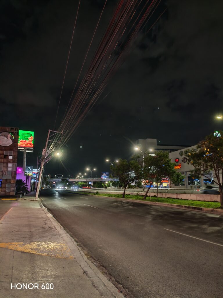 Fotografía nocturna tomada con el HONOR 600