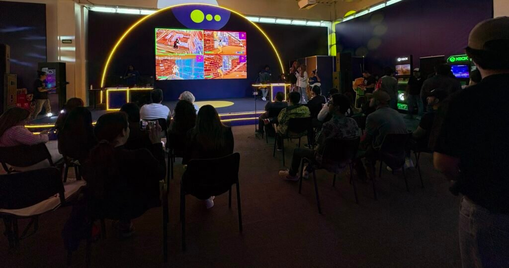 Competidores disputando la final del Torneo Nacional Desafío Coppel