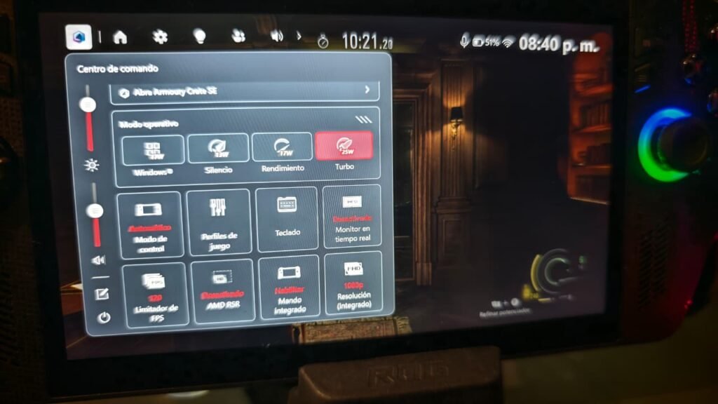 Interfaz de Armoury Crate SE en la consola portátil ROG Ally X